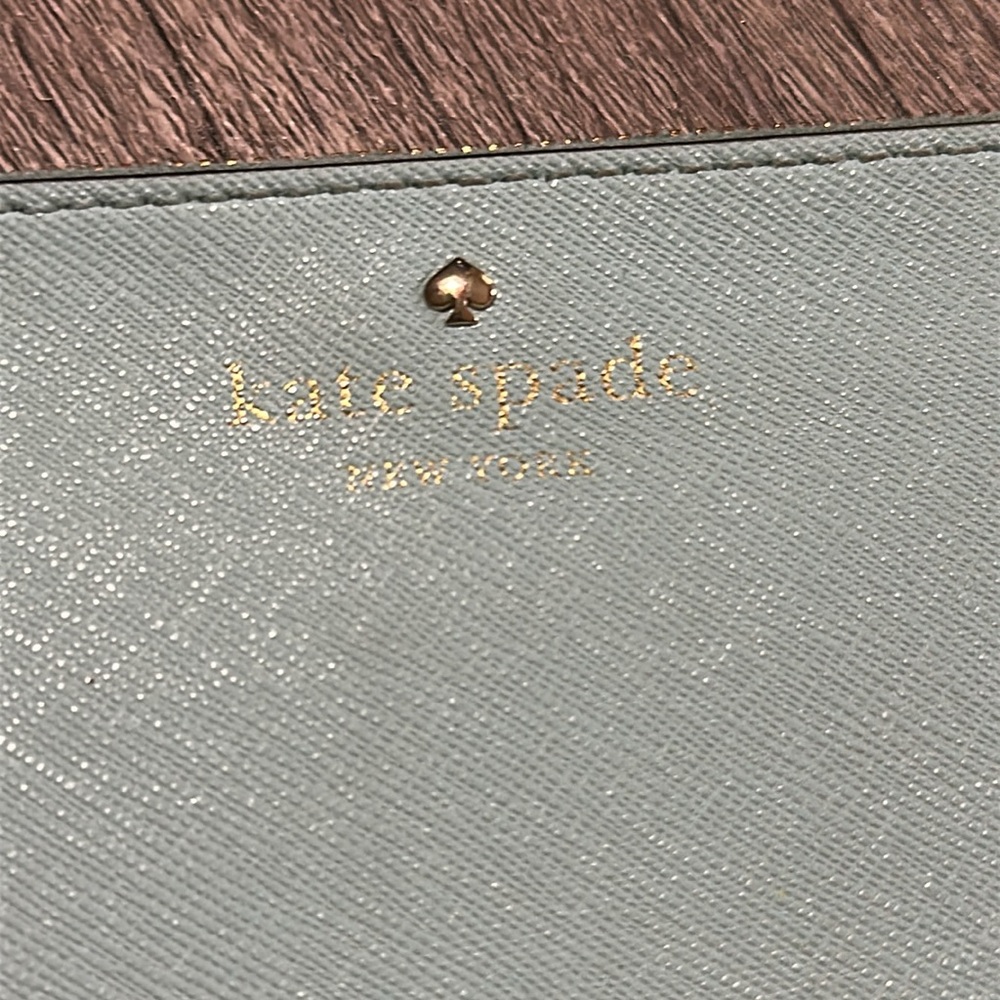 Kate Spade Wristlet - Picture 3 of 4